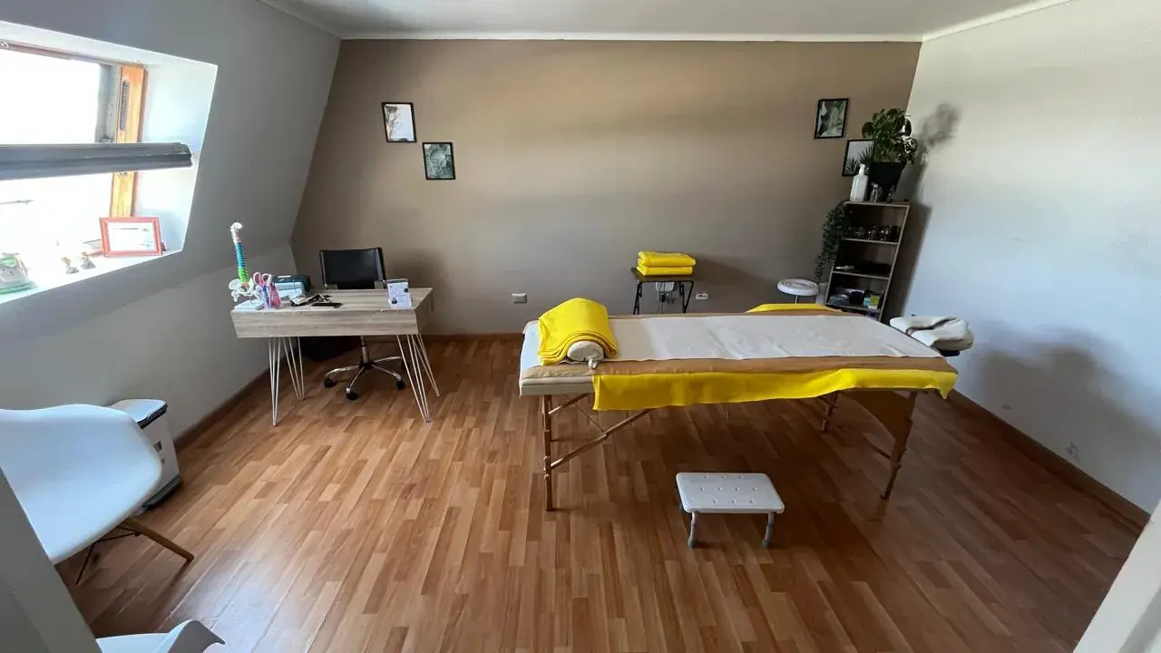 Masoterapia profesional en ambiente relajante